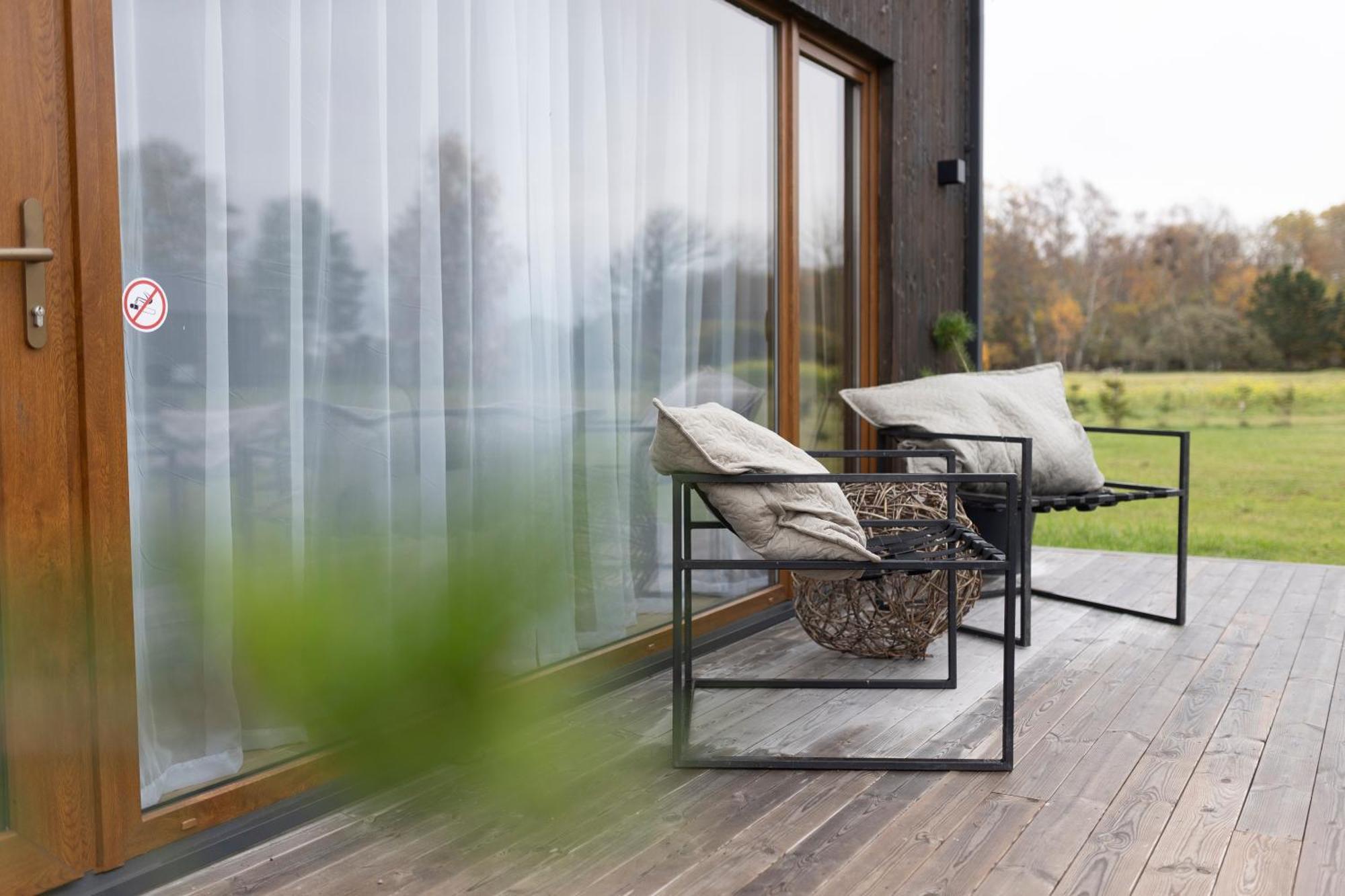 Viesuli Village Villas Saraiķi Exteriör bild